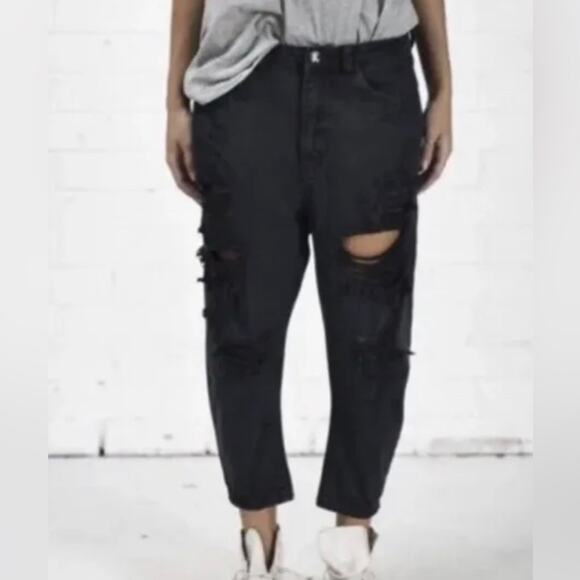 One by One Teaspoon Eagles 25 Slouchy Crop Jeans Distressed Black - Picture 1 of 11